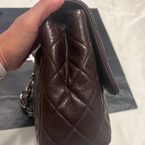 Chanel brown classic flap bag - Picture 6 of 15